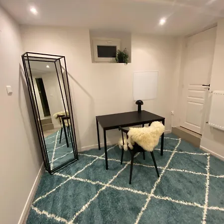 Maison Paris La Defense بيت للعطل